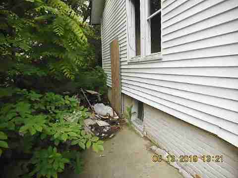 10310 Aurora (6)_m.jpg